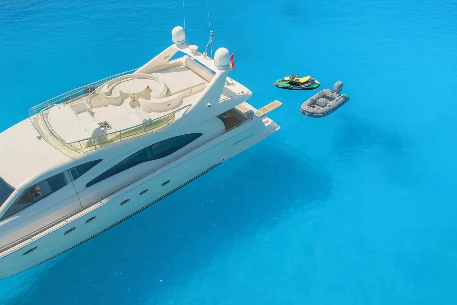 Ferretti 68 SIMPLY BRILLIANT — yacht photo 8