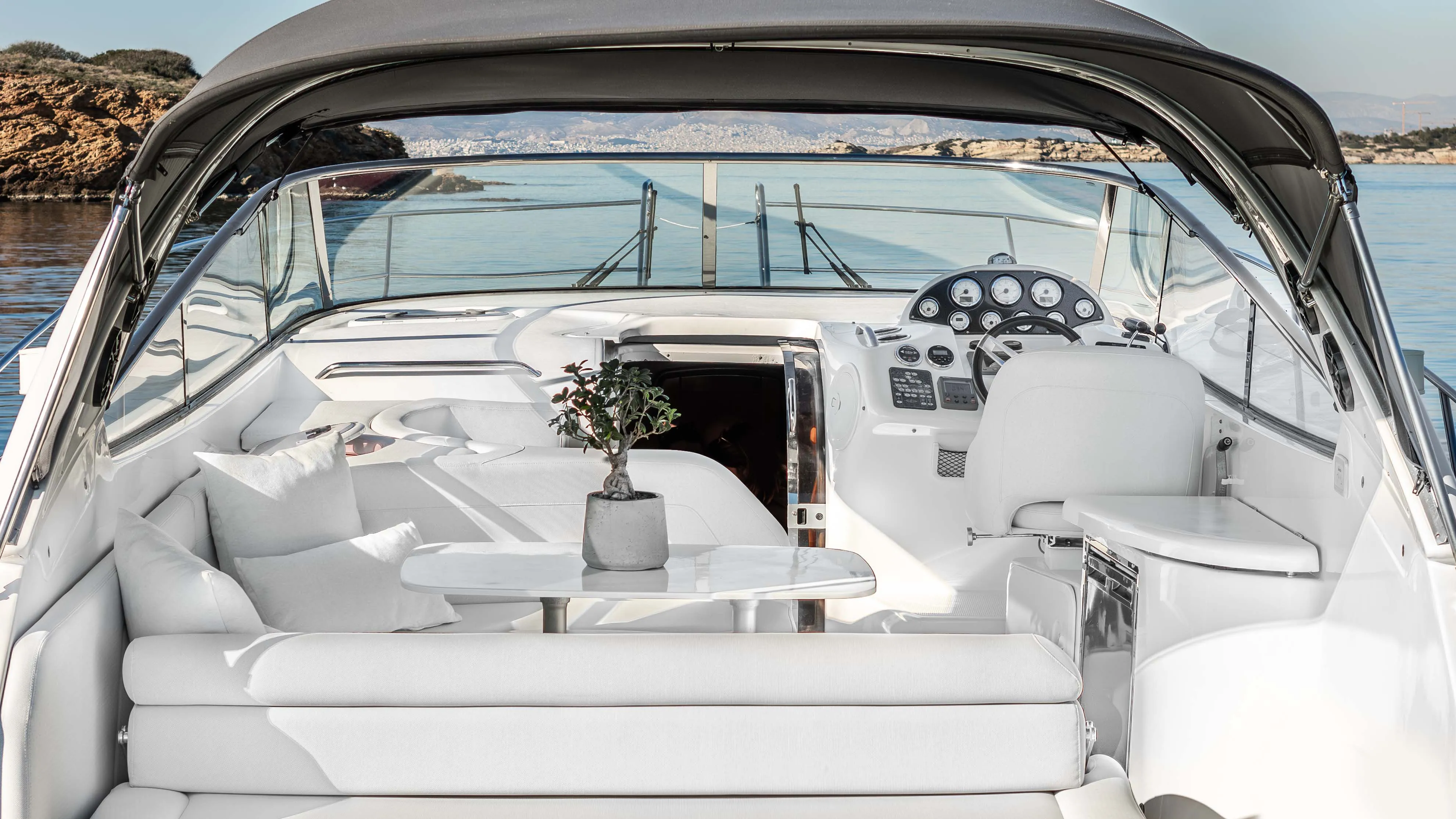 Bavaria 40 AEGEAN BLUE — jahtikuva 3