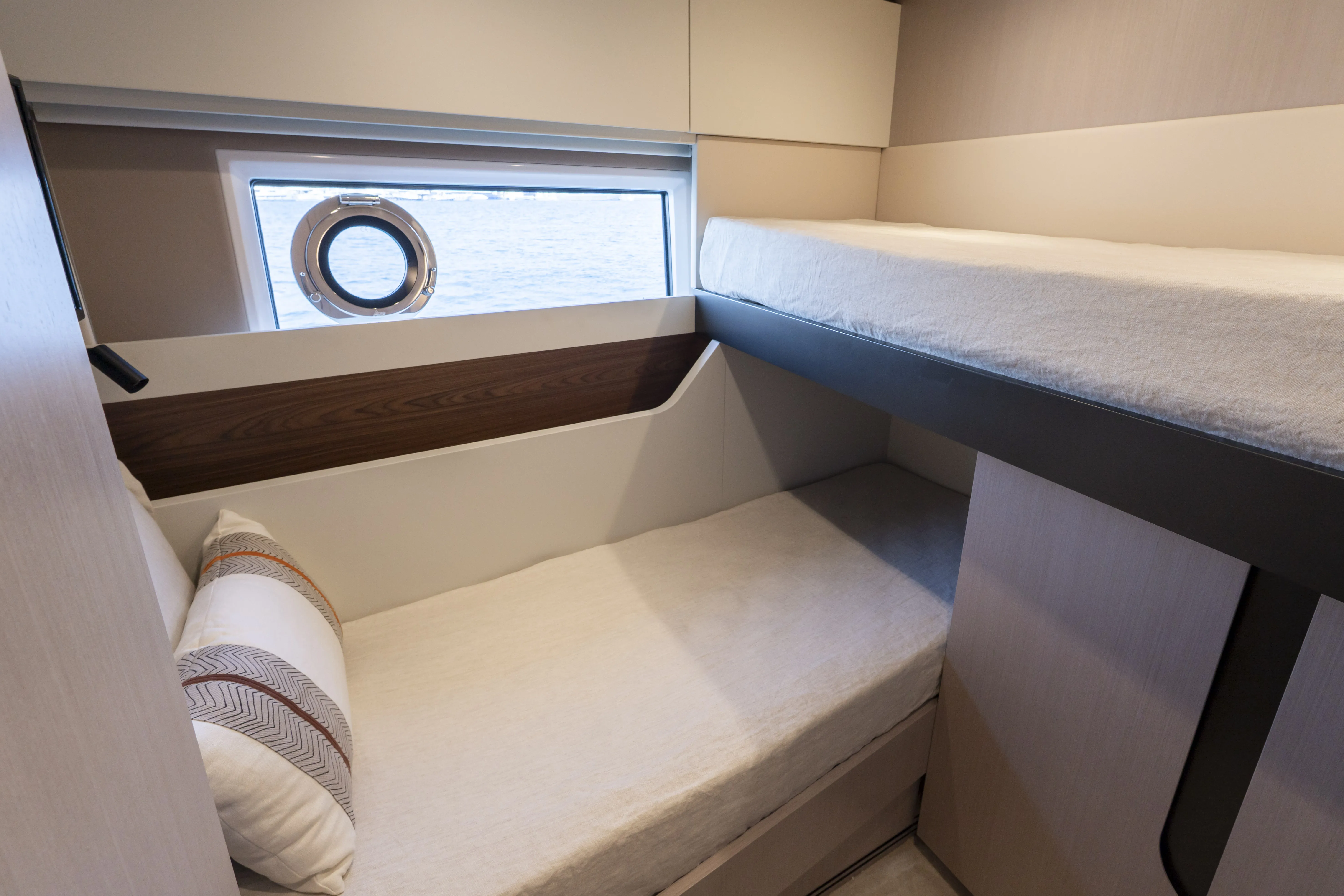 Azimut S7 Felicita — yachtbilde 100