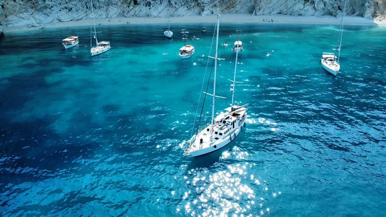Ketch 72 Tama — yacht photo 4
