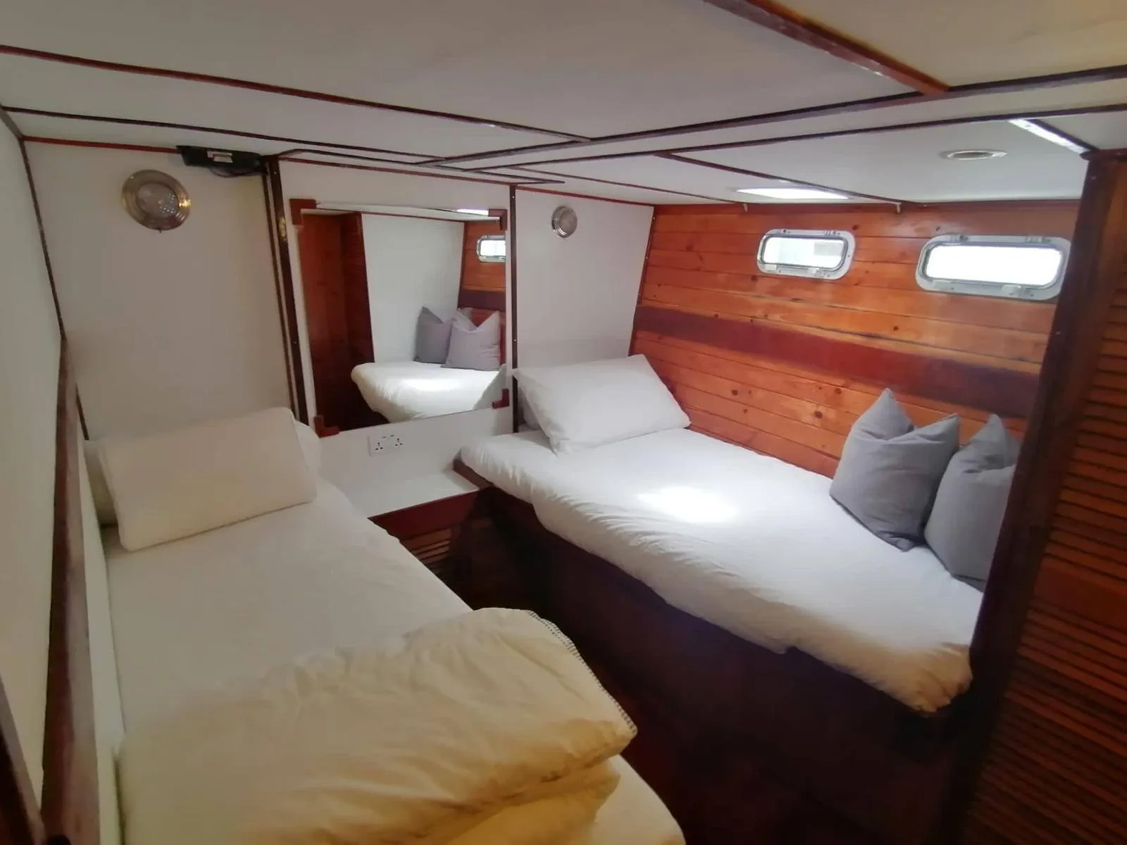 Ketch 72 Tama — yacht photo 8