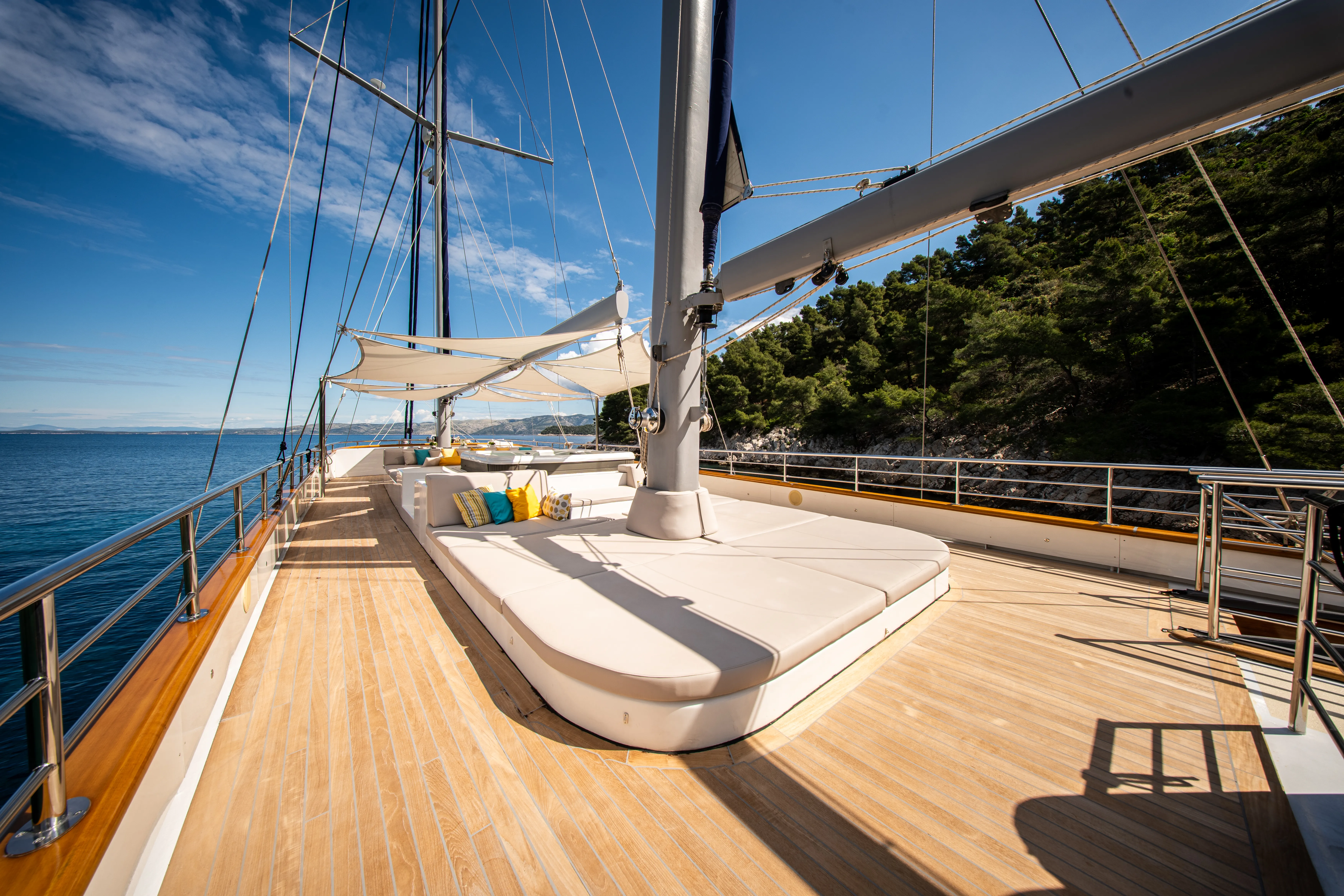 Luxury Sailing Yacht Dalmatino — jahtikuva 2