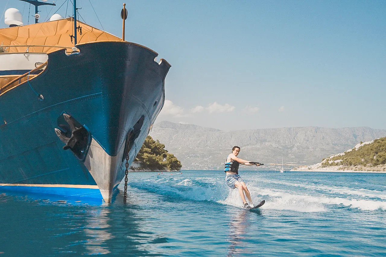 Motoryacht Seagull II — Yachtfoto 48