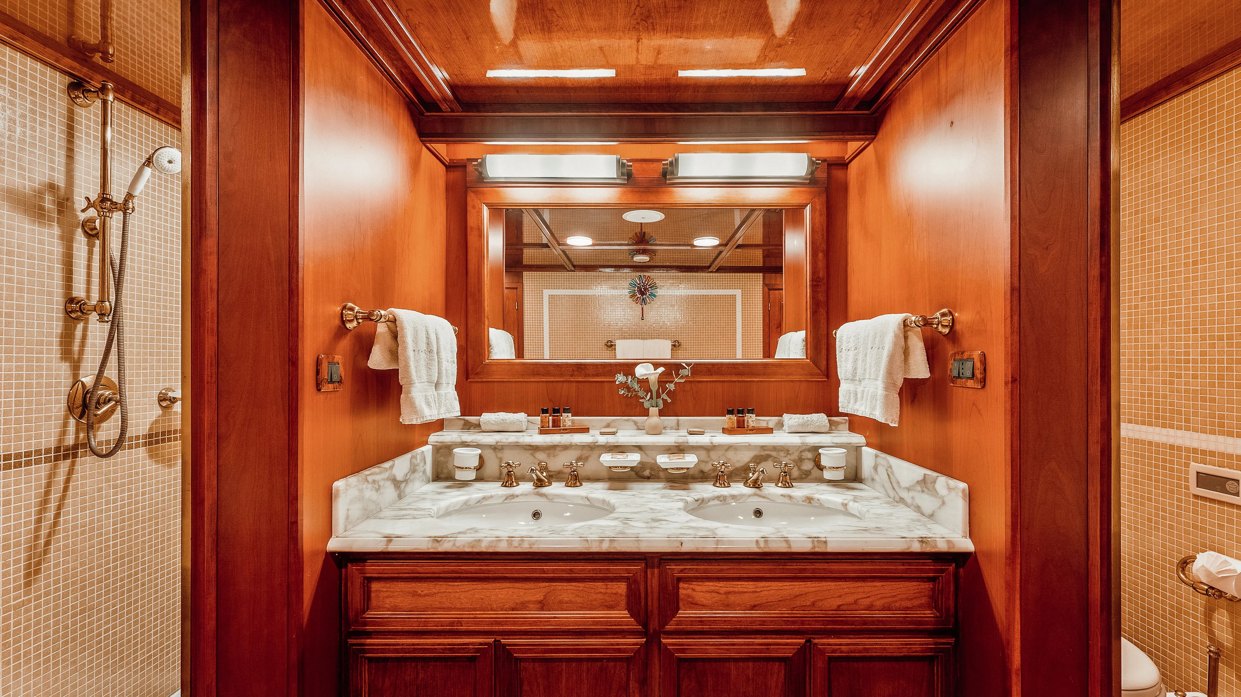 Motoryacht Seagull II — Yachtfoto 5