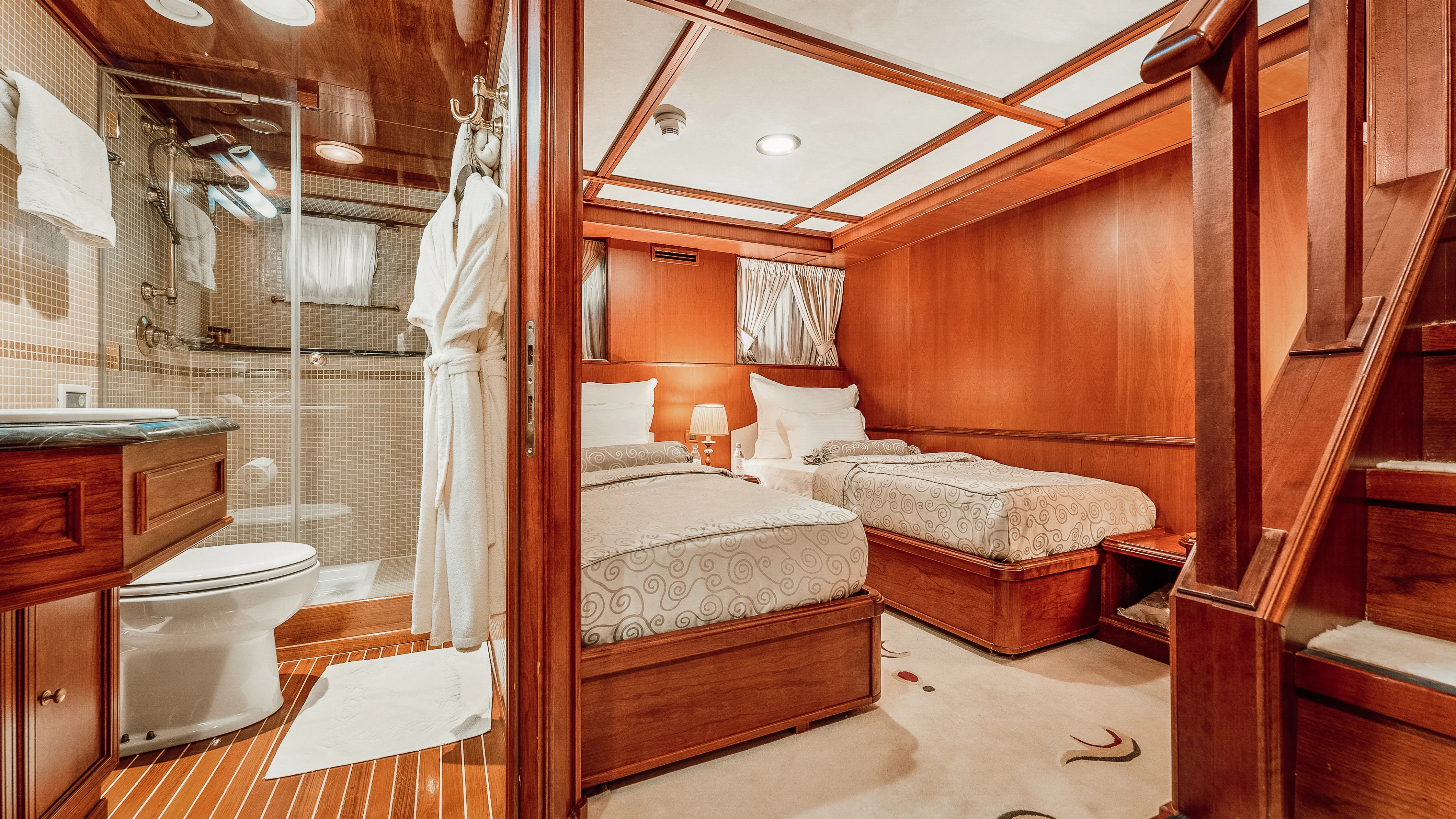 Motoryacht Seagull II — Yachtfoto 26