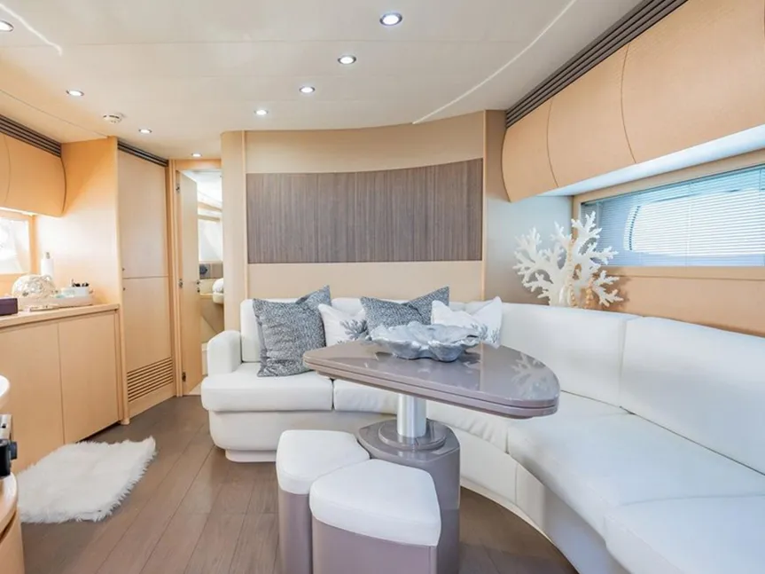 Pershing 50 Dom Pedro — yacht photo 8