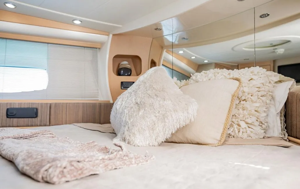 Pershing 50 Dom Pedro — yacht photo 13