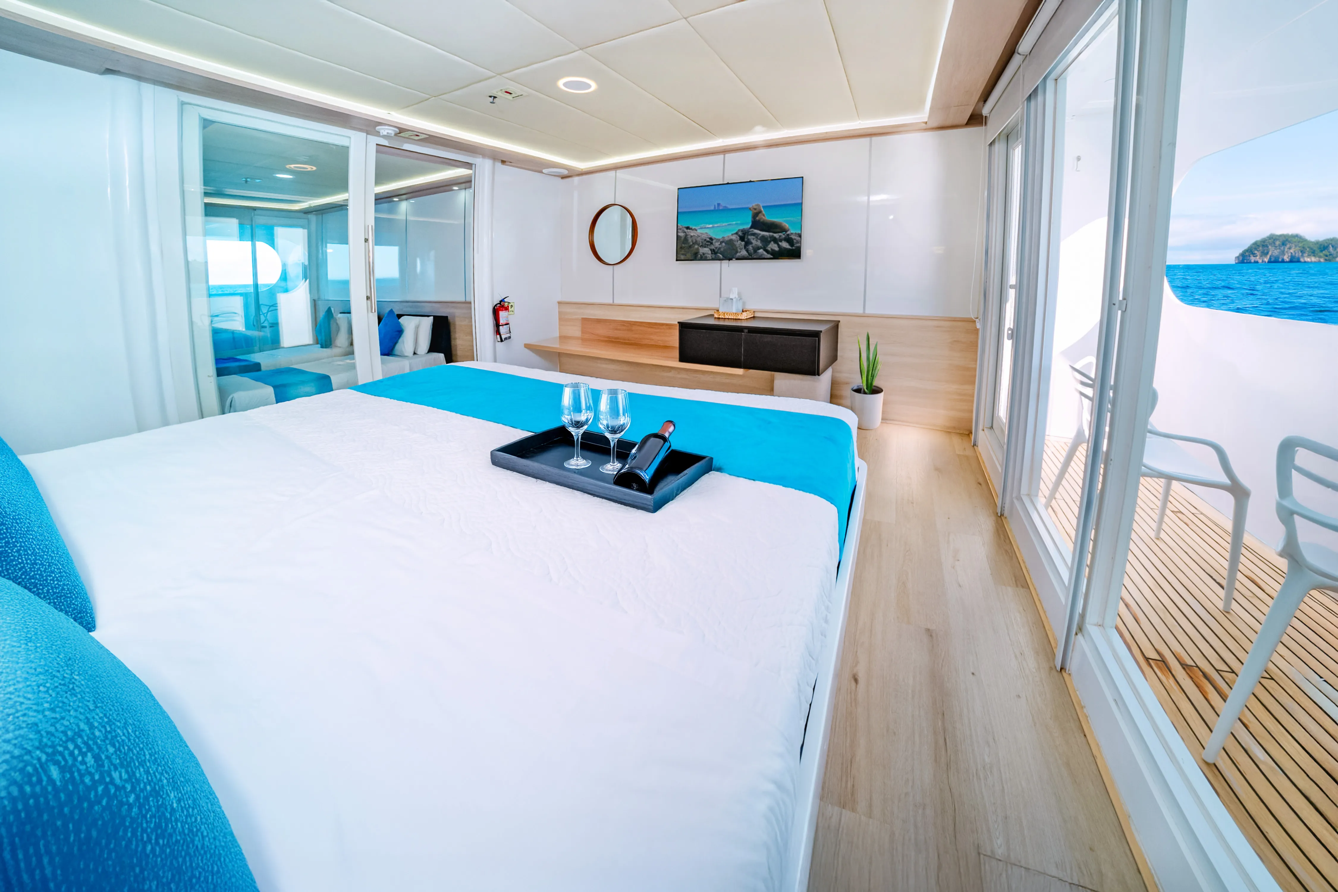 Catamaran Treasure — yacht photo 20