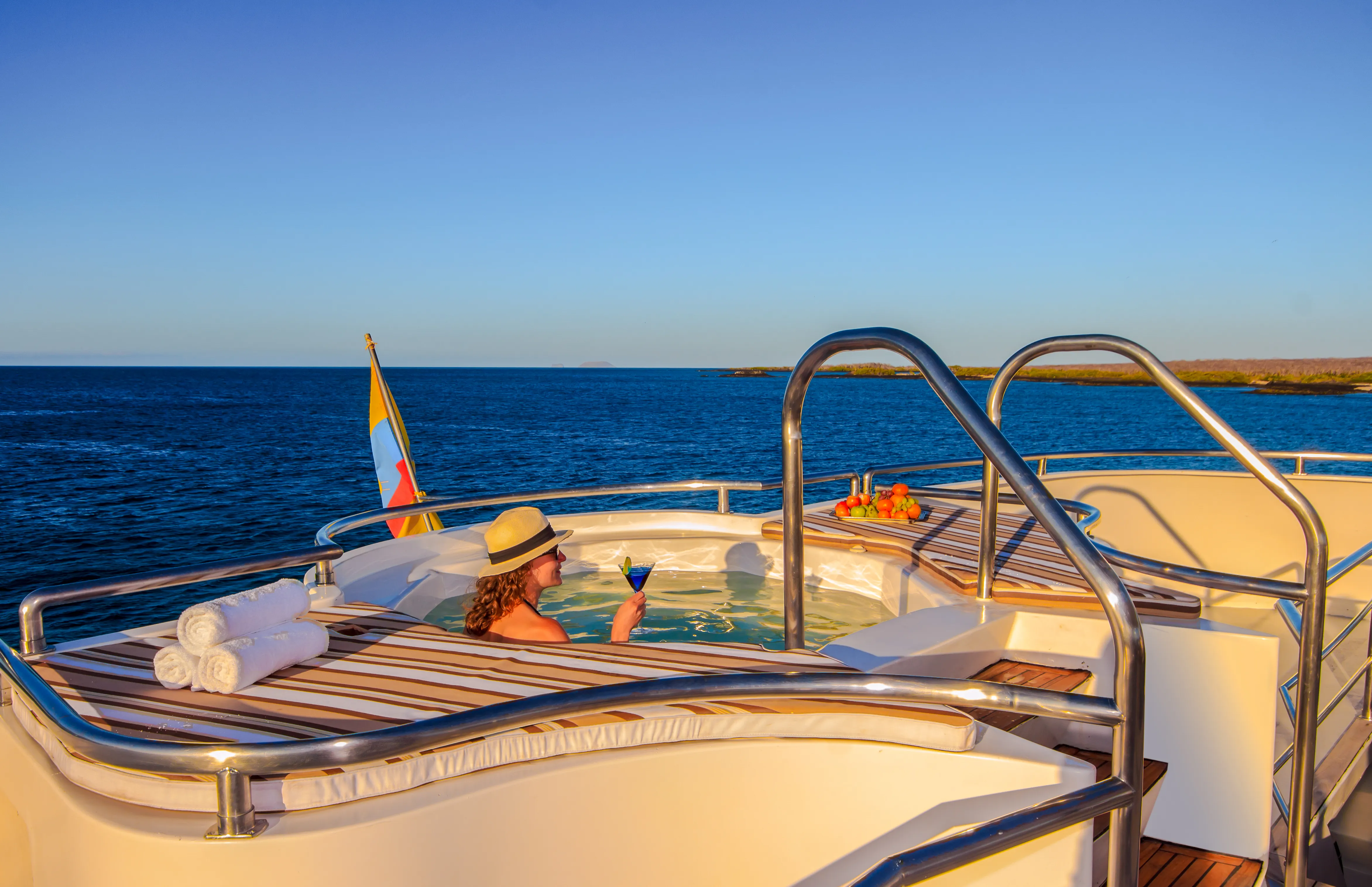 Catamaran Treasure — yacht photo 43
