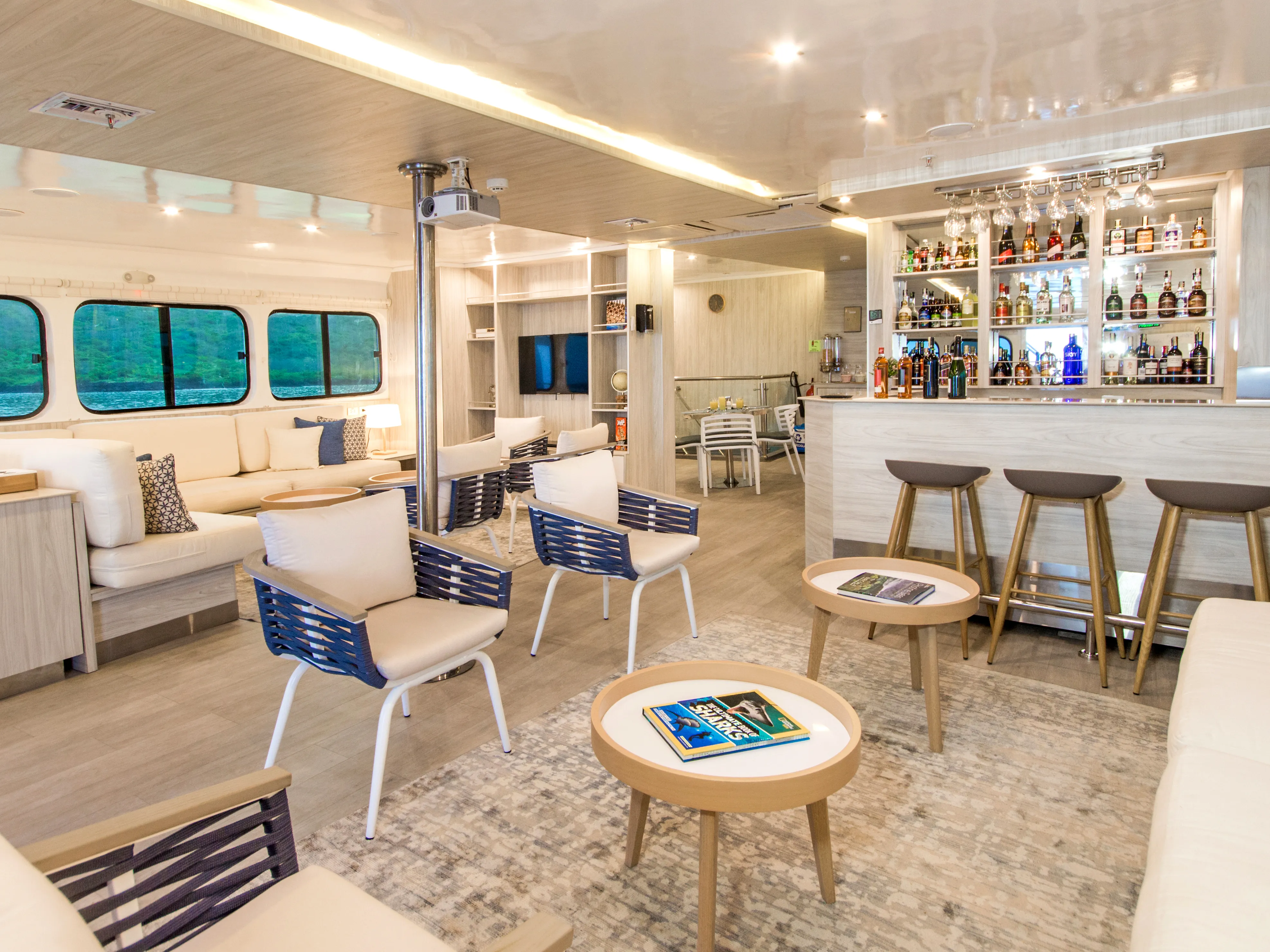 Motoryacht Solaris — yacht photo 23