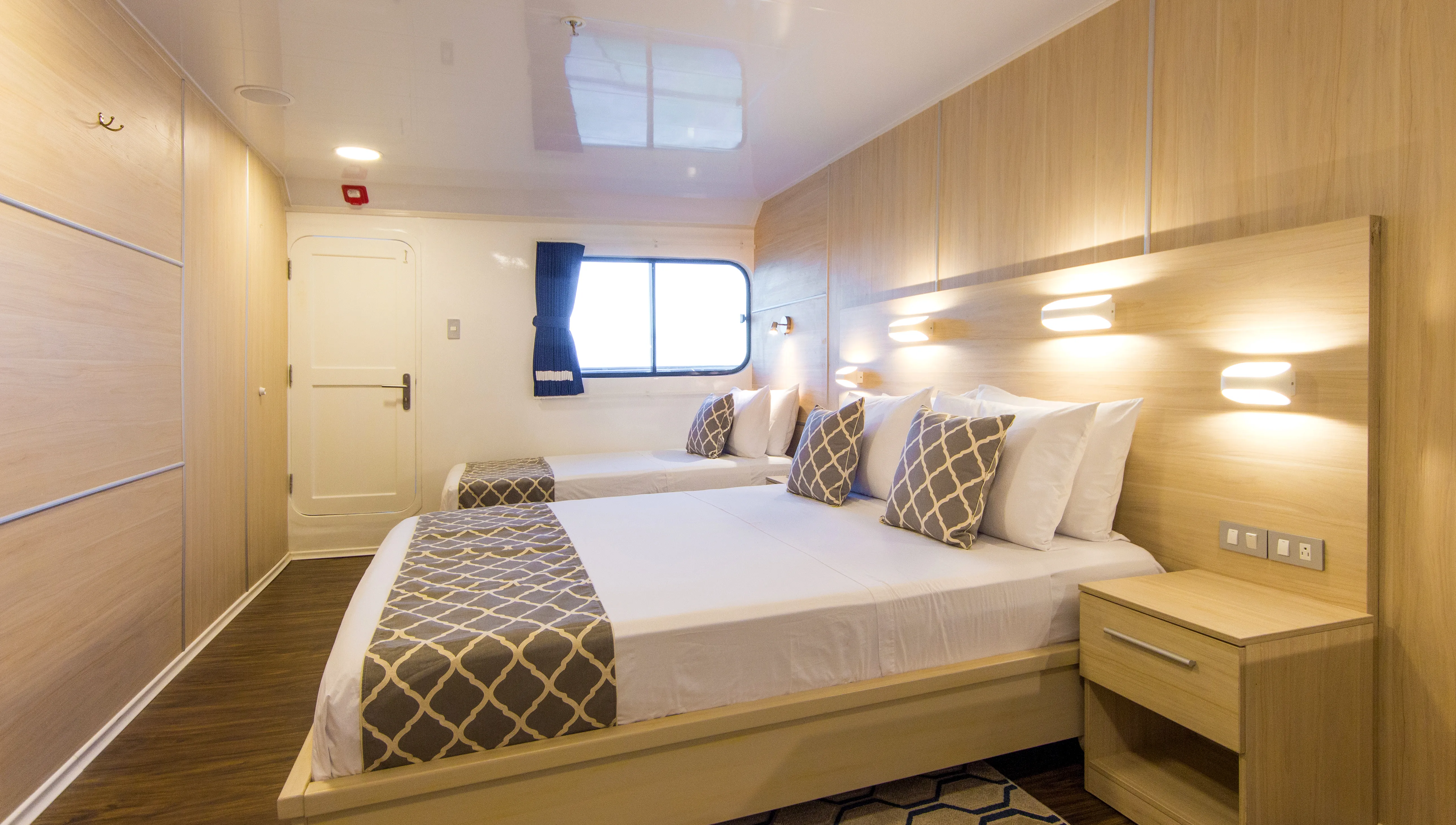 Motoryacht Solaris — yacht photo 41