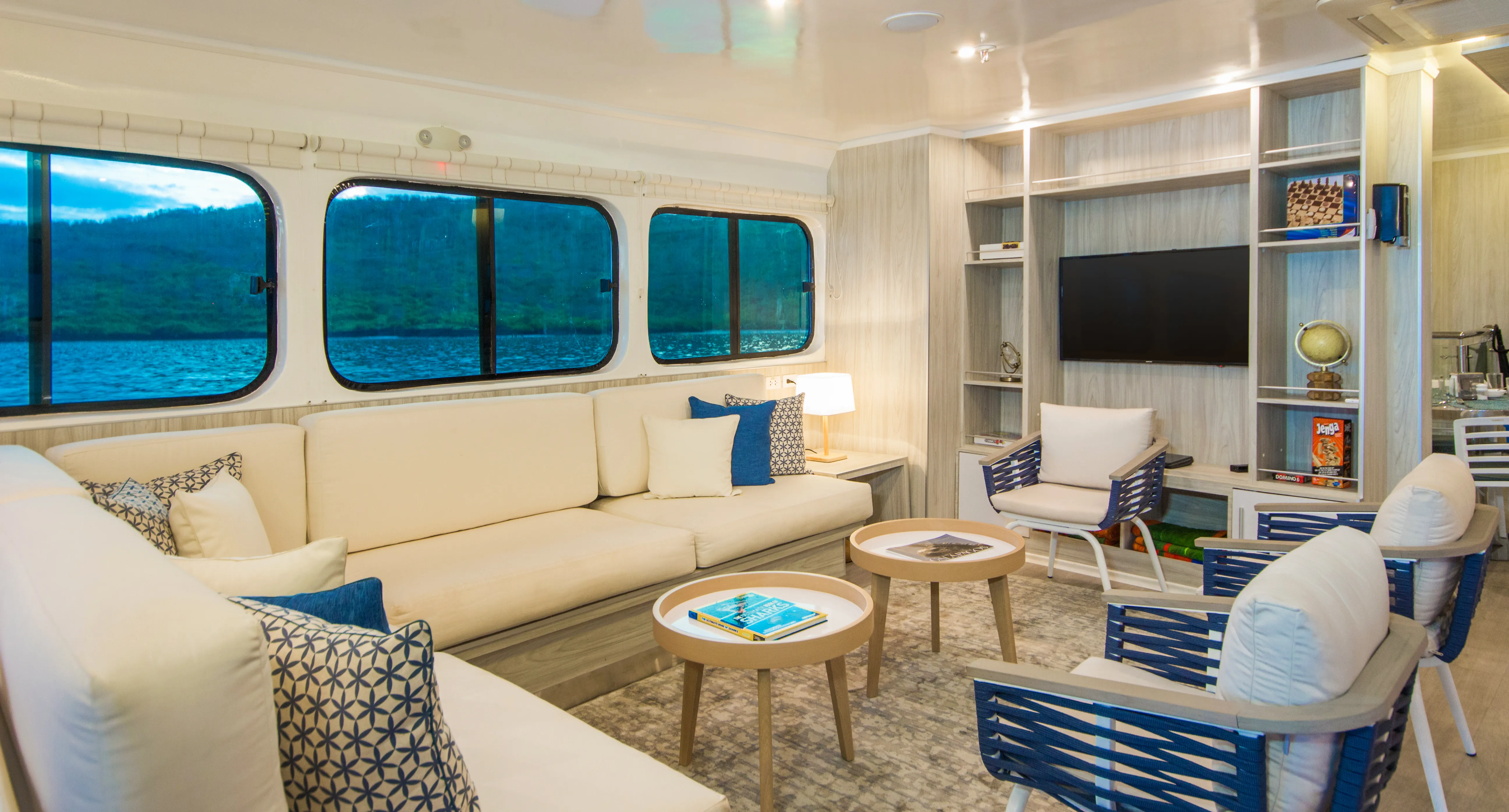 Motoryacht Solaris — yacht photo 24