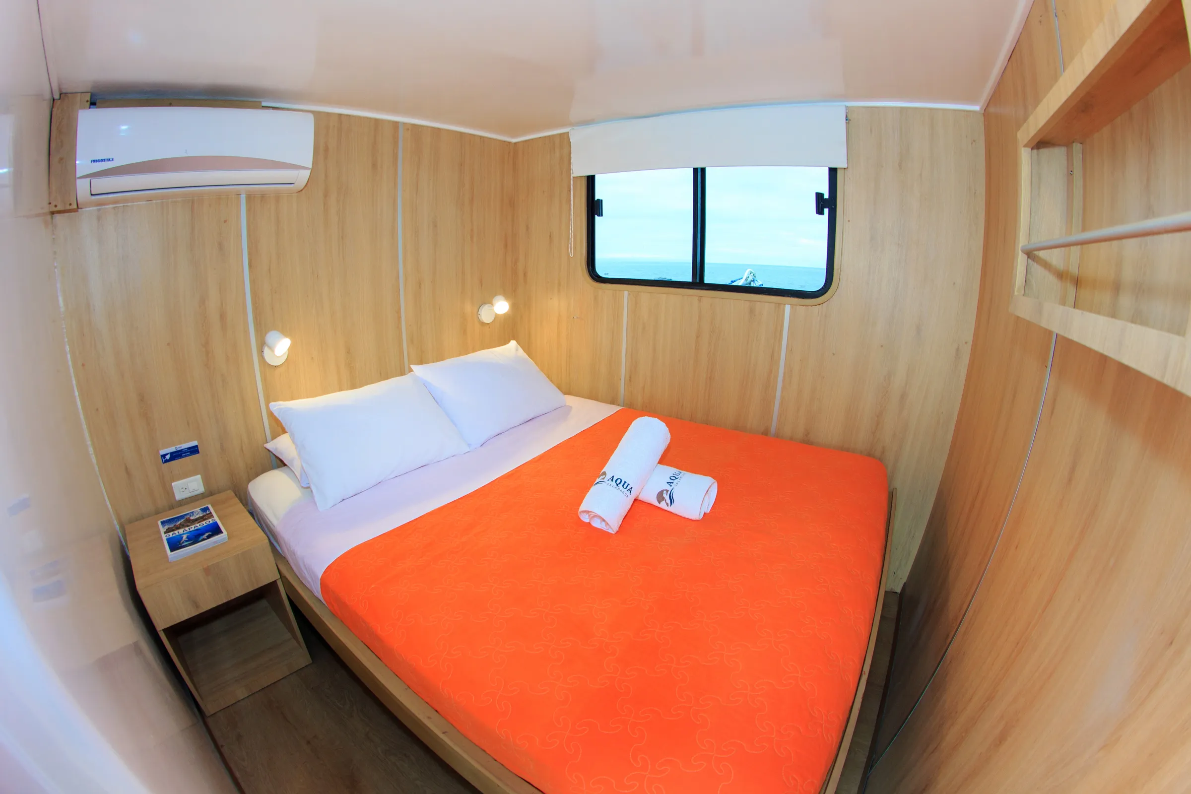 Motoryacht Aqua — yacht photo 3