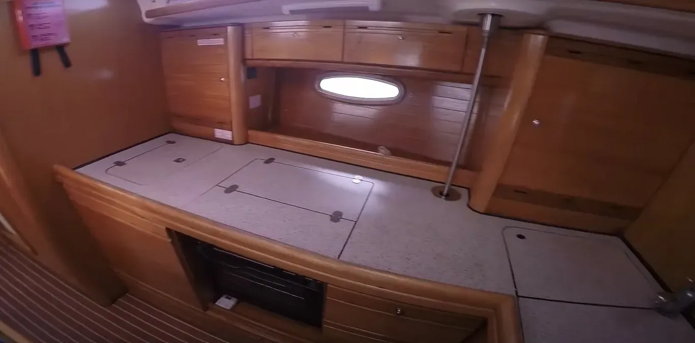 Bavaria 39 Cruiser Orestis — jahtikuva 10