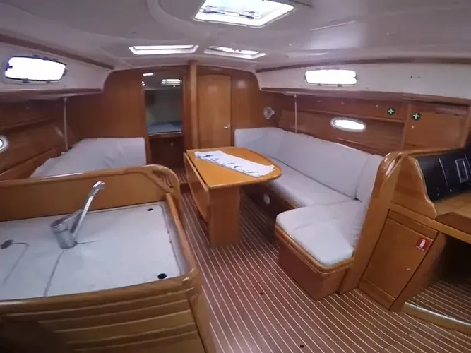 Bavaria 37 Alexandros I — foto dello yacht n. 9