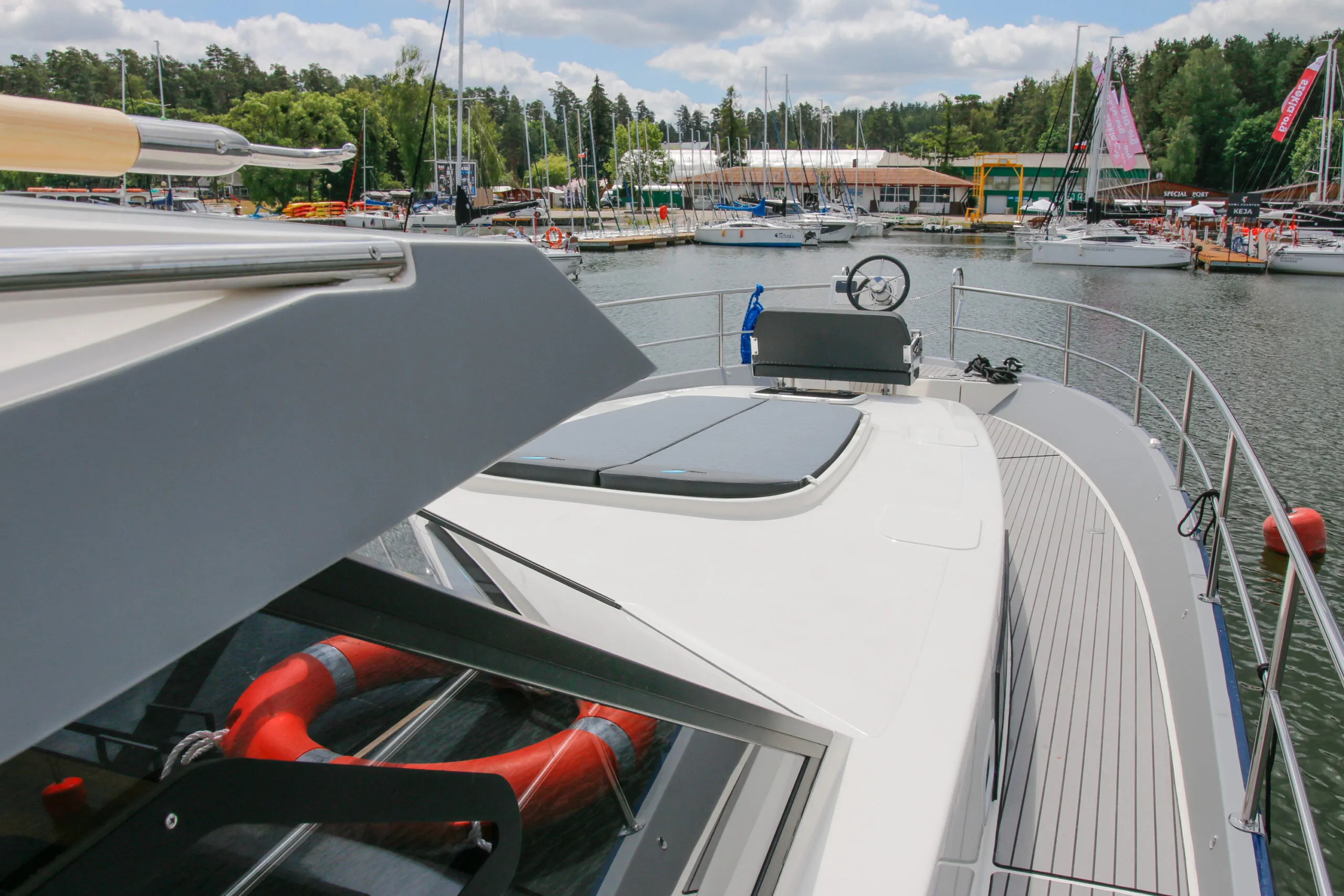 Nautika 1300 Royal — фотография яхты 23