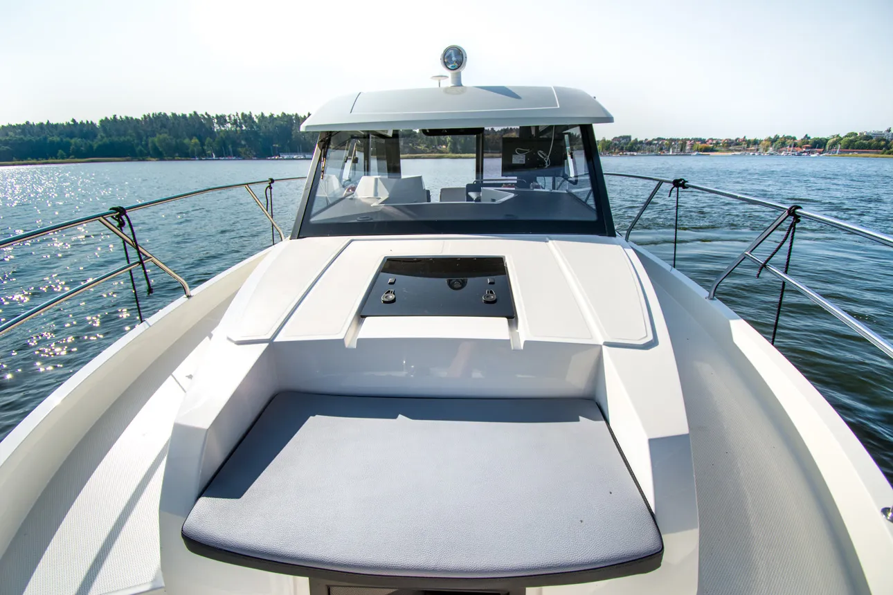 Balt 918 Titanium Balt 918 - 2 cab. SAUNA — фотография яхты 4