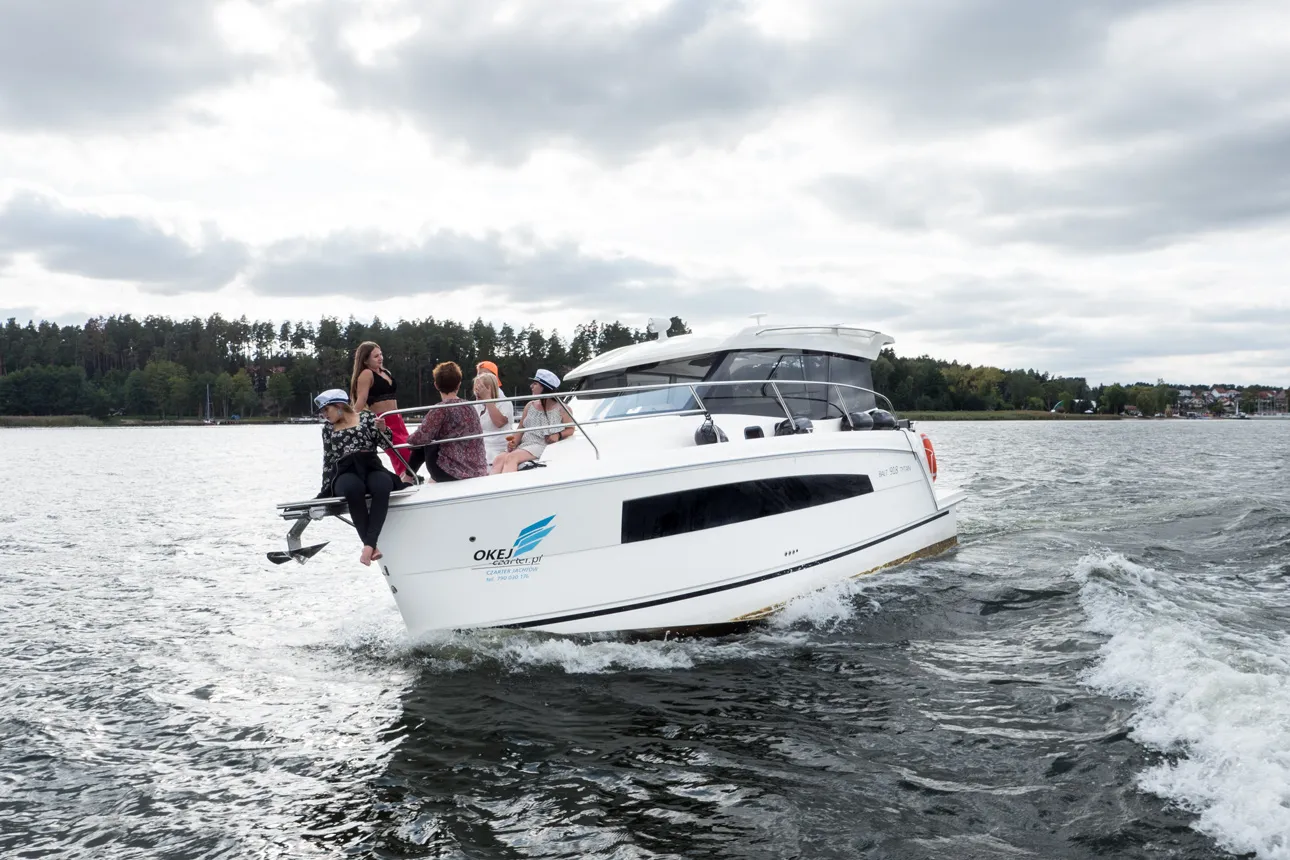 Balt 918 Titanium Balt 918 - 2 cab. SAUNA — фотография яхты 44