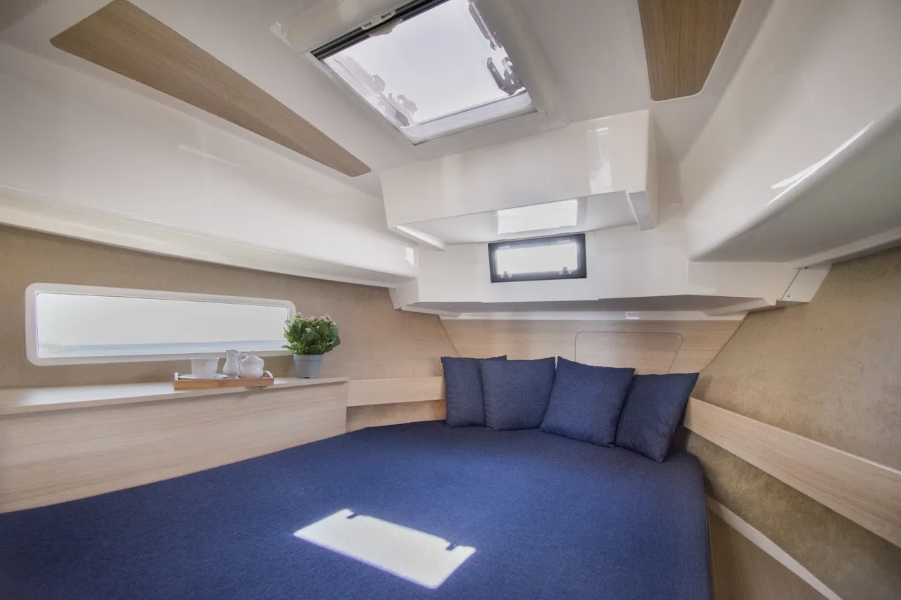 Balt 918 Titanium Balt 918 - 2 cab. SAUNA — фотография яхты 29