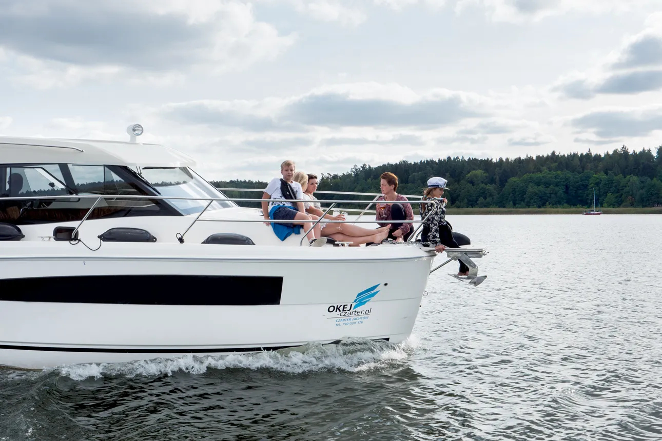 Balt 918 Titanium Balt 918 - 2 cab. SAUNA — фотография яхты 3