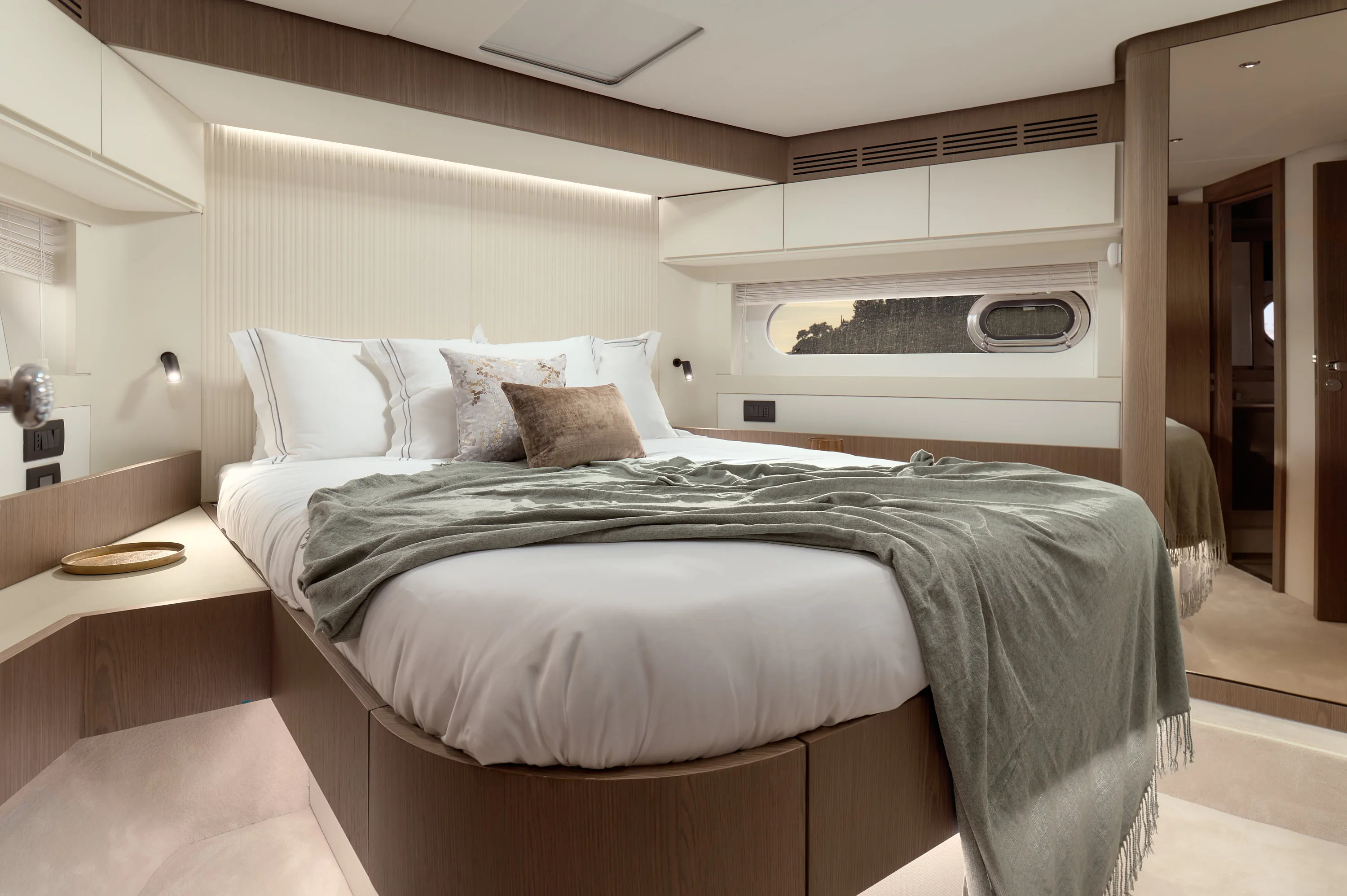 Azimut Magellano 66 AVA II — yacht photo 36