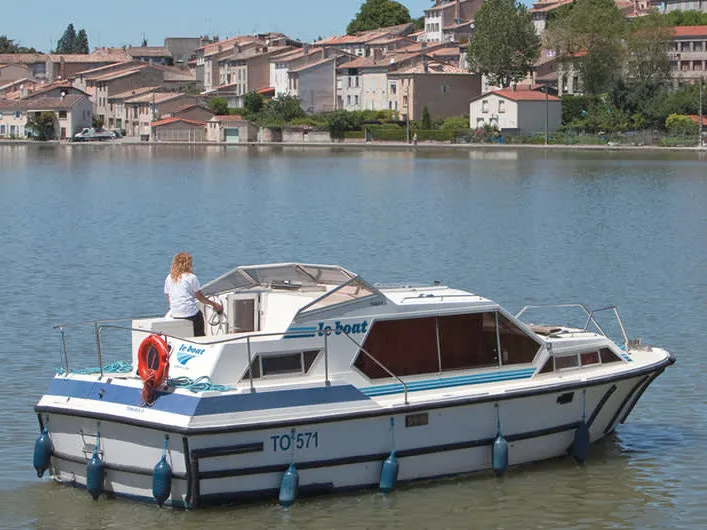 Lake Star - Budget 1 — foto dello yacht n. 1