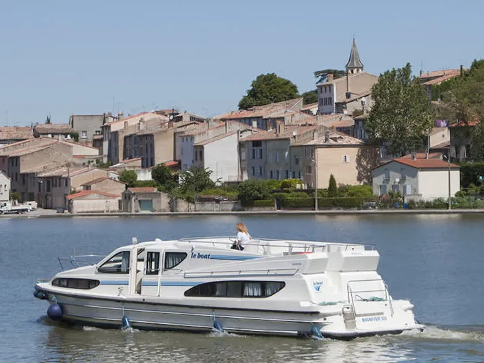 Magnifique - Comfort 41 — fotografia jachty 1