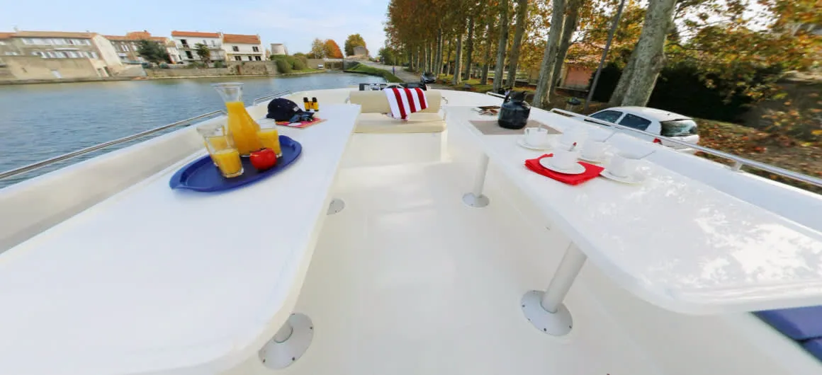Vision 3 Vision3 - Comfort Plus 17 — yacht photo 2