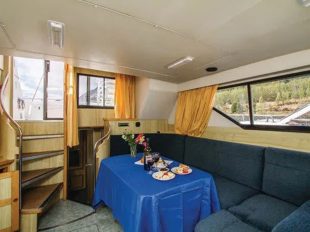 Royal Star WHS - Budget 1 — foto dello yacht n. 8