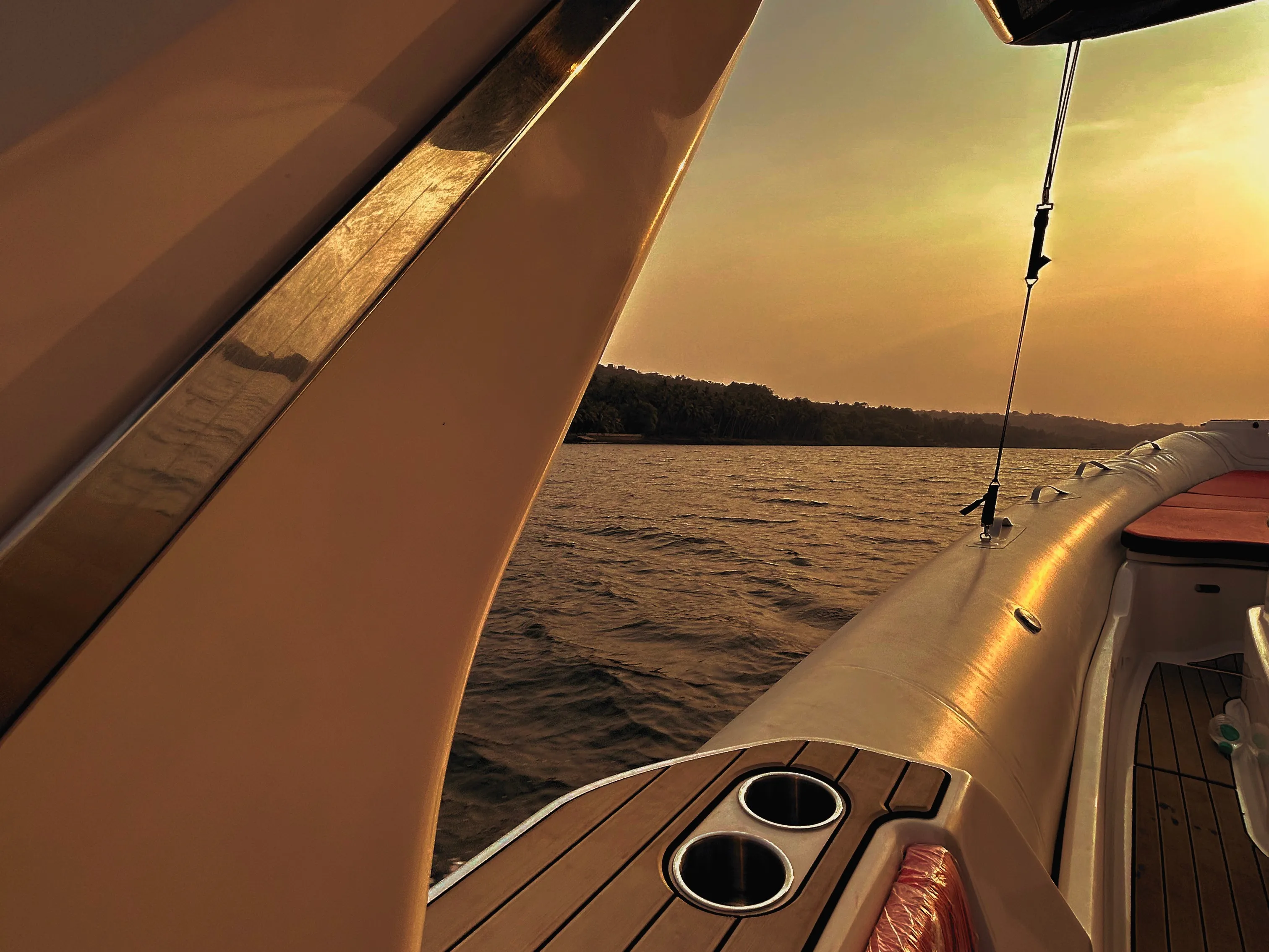 Zodiac Medline 7.5 Puffer — yacht photo 3