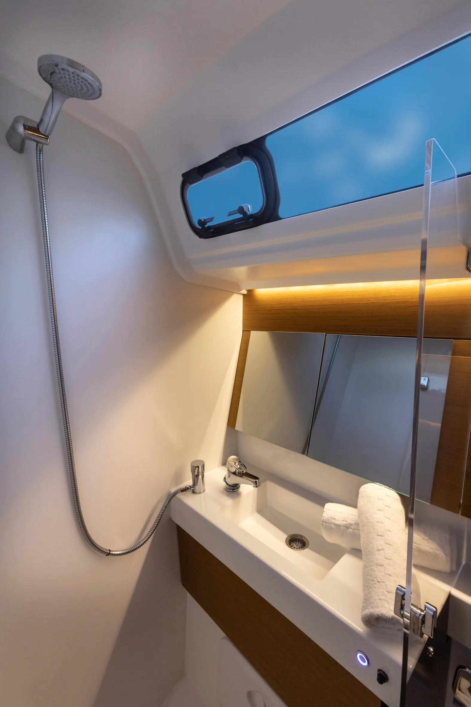 Sun Odyssey 410 Eumephe - Standard line — jahifoto 2