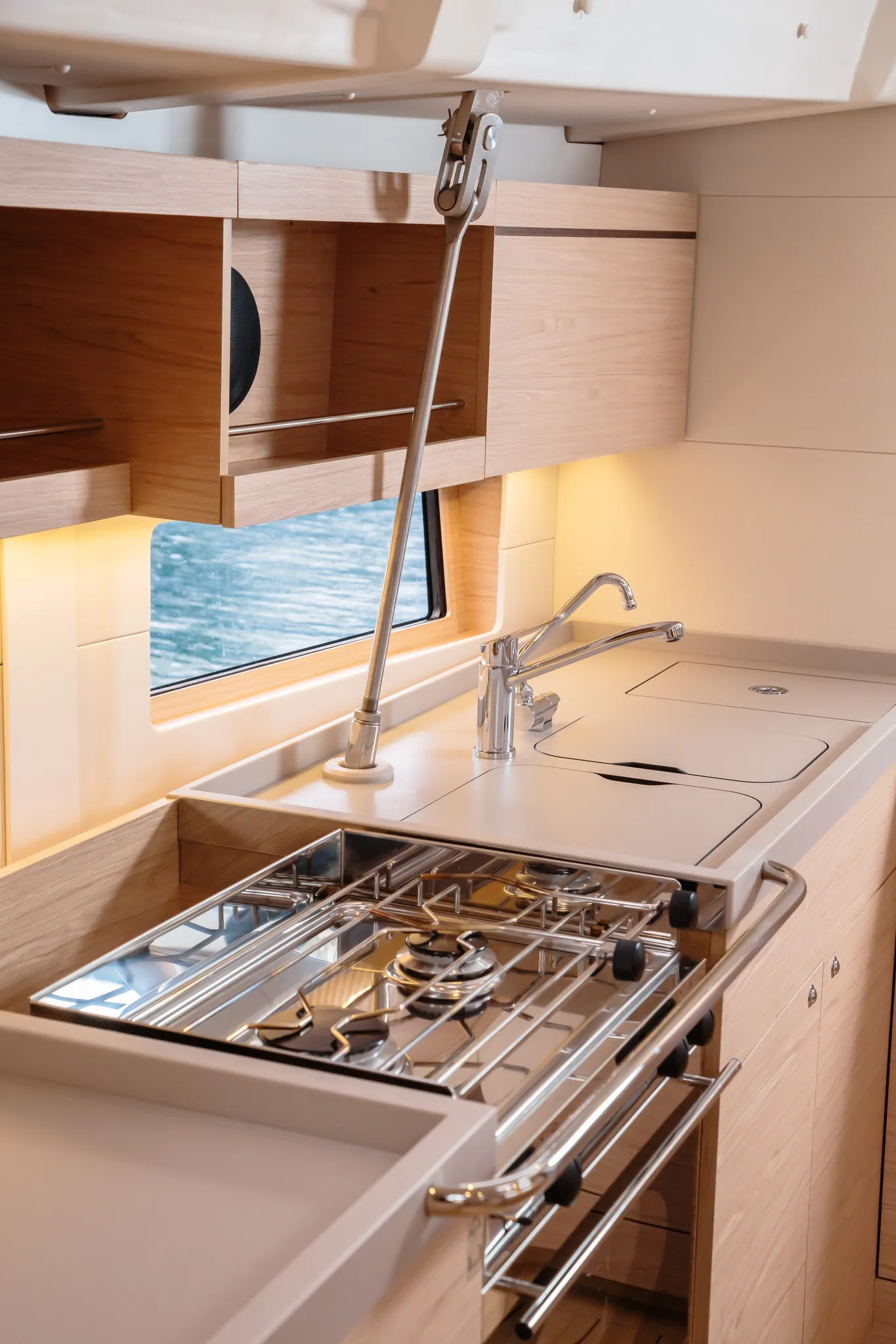 Oceanis 46.1 Alke - Standard line — фотография яхты 9