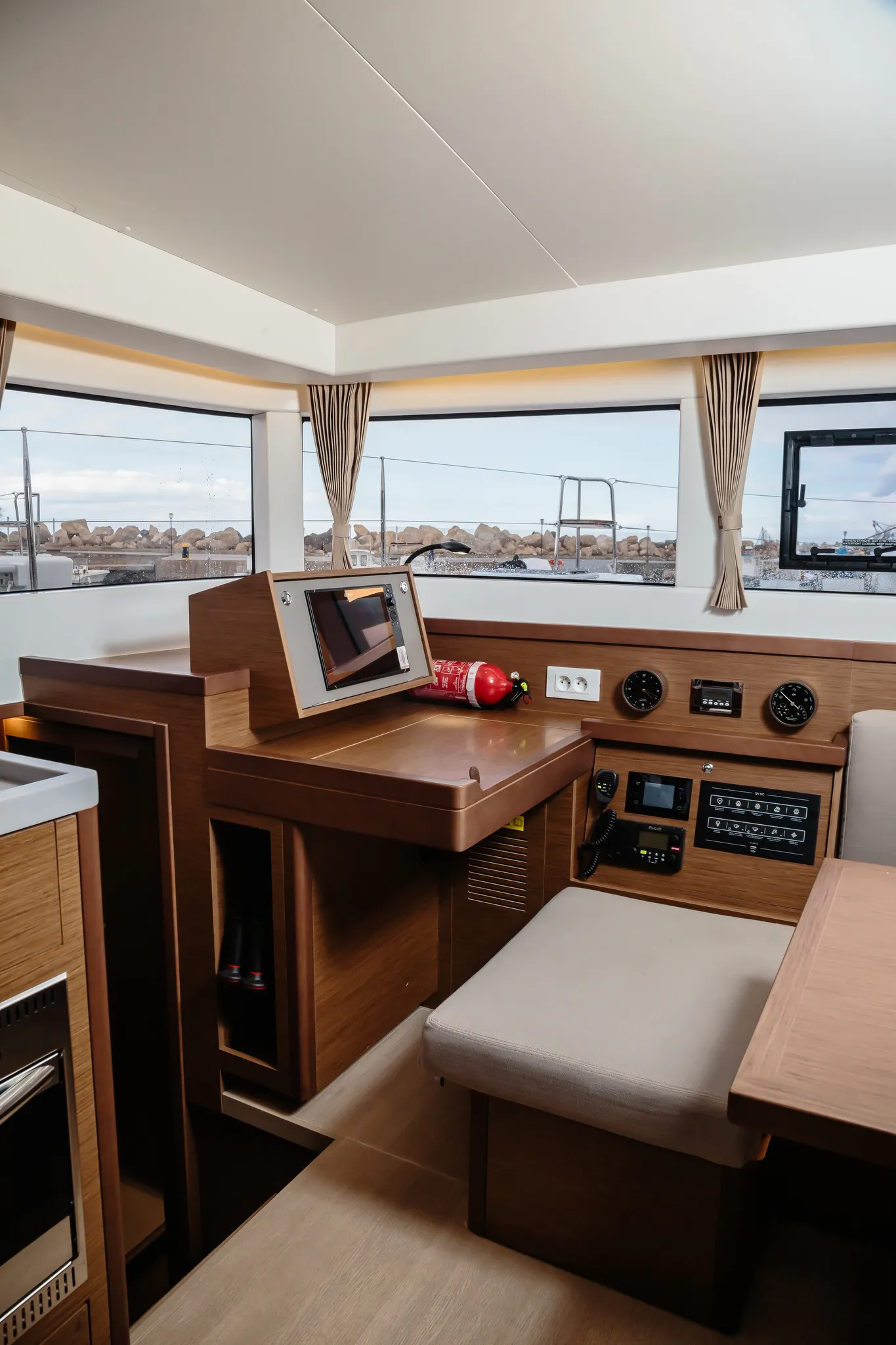 Lagoon 40 Gelso - Standard line — фотография яхты 2