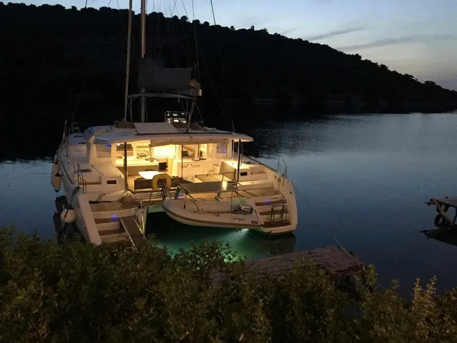 Lagoon 450 Fly No name - Whole Yacht — jahifoto 3