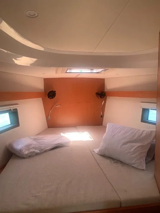 Bavaria C42 Maia — фотография яхты 5