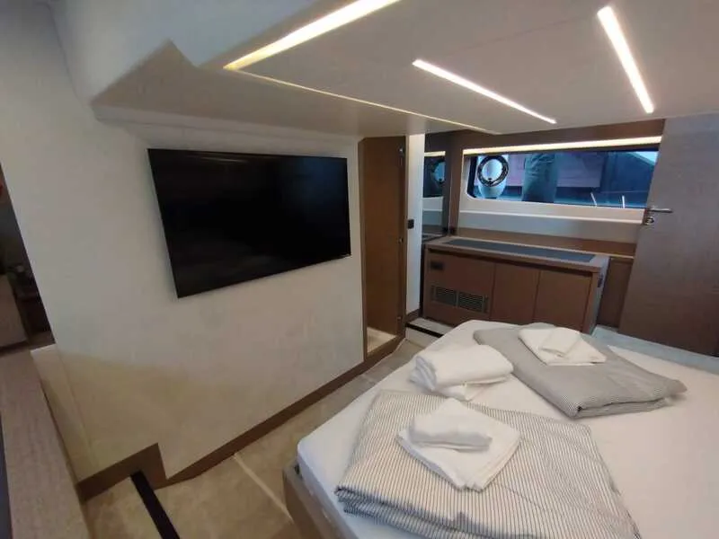 Prestige 520 Fly Baby Indy — yachtbillede 2