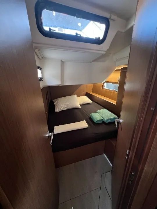 Oceanis 46.1 MariMar — фотография яхты 18