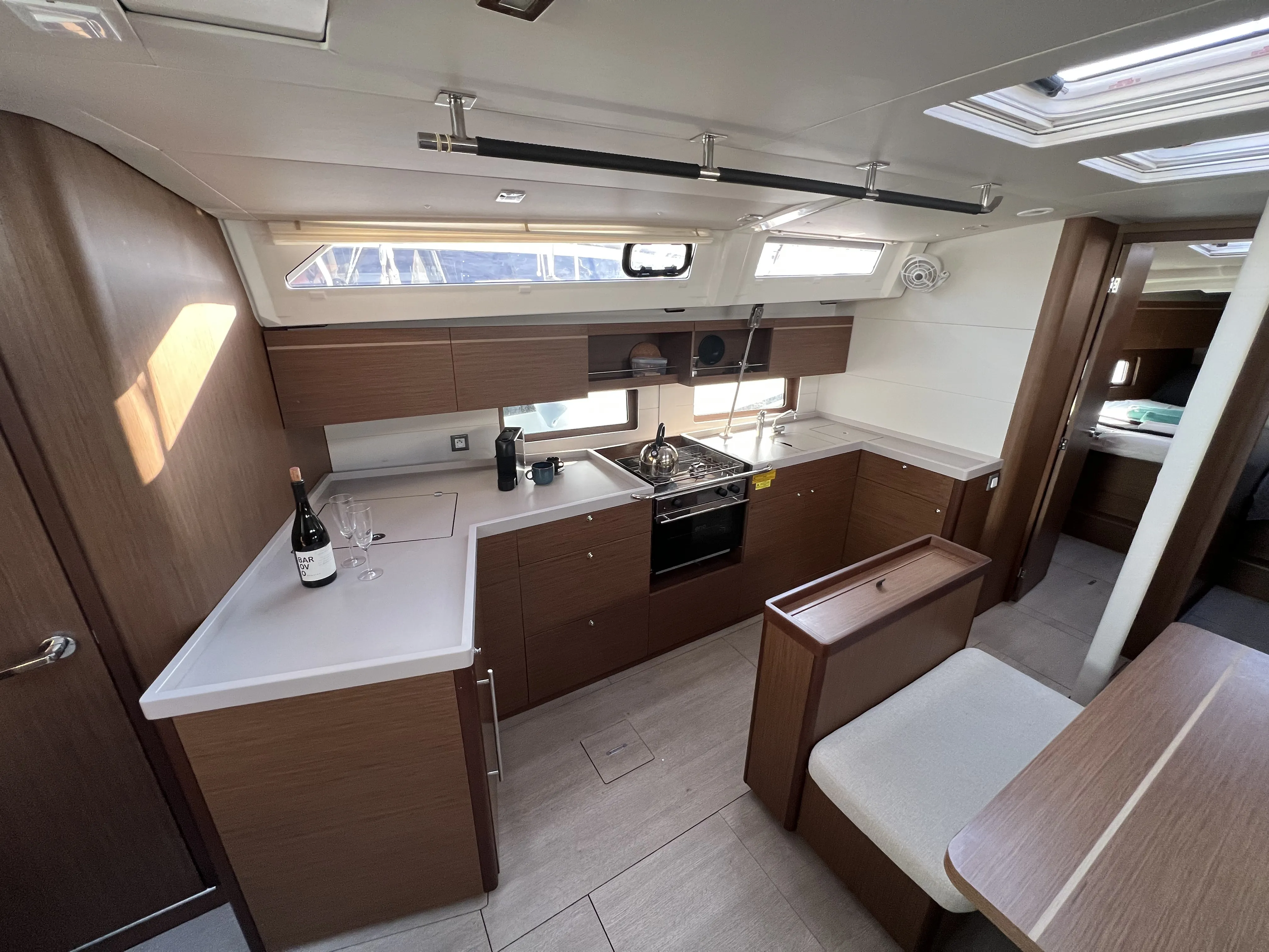 Oceanis 46.1 MariMar — фотография яхты 12