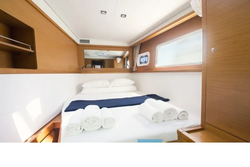 Lagoon 450 Fly Hydra VIII — Yachtfoto 9