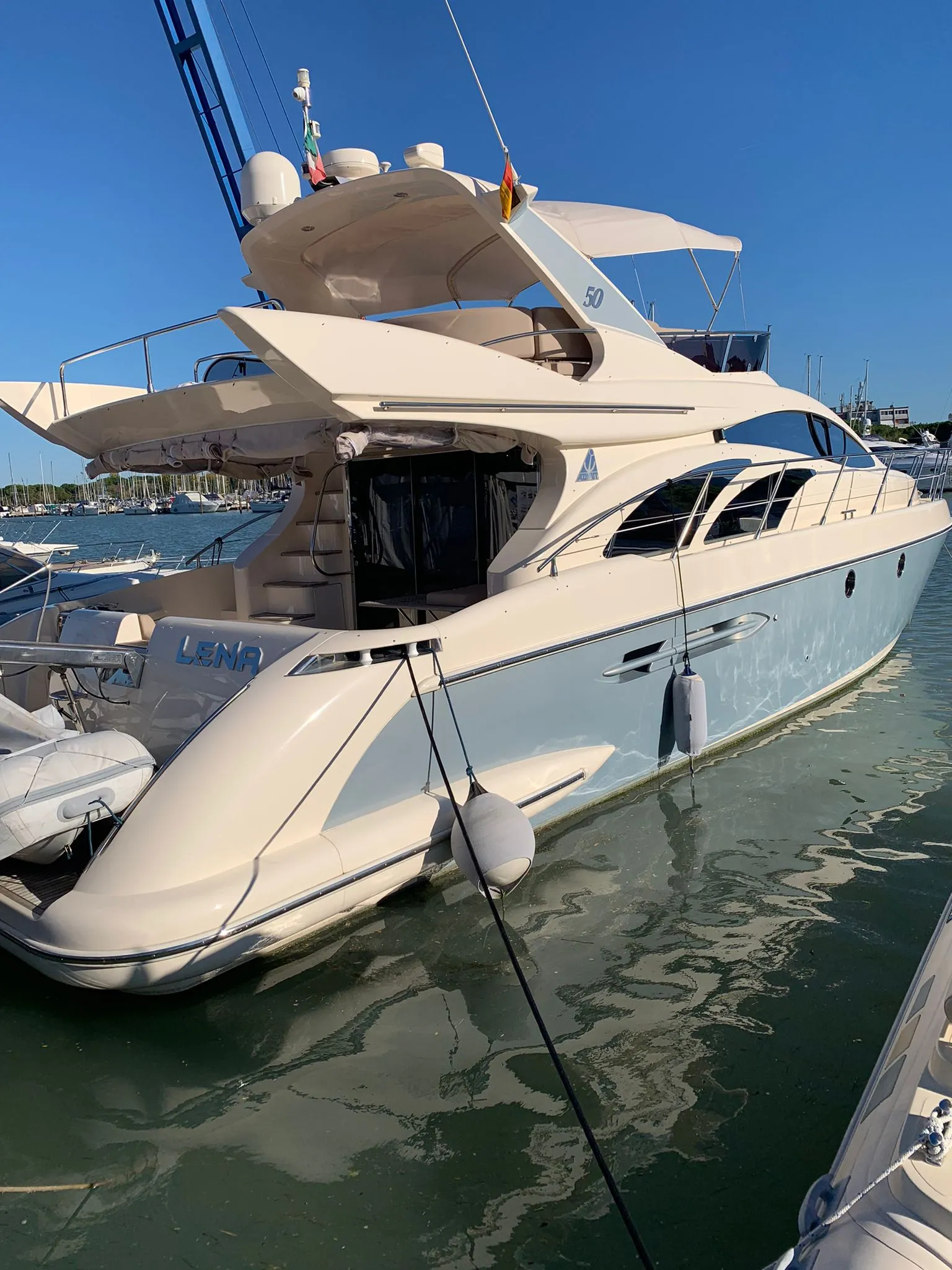 Azimut 50 Lena — תמונת יאכטה 4