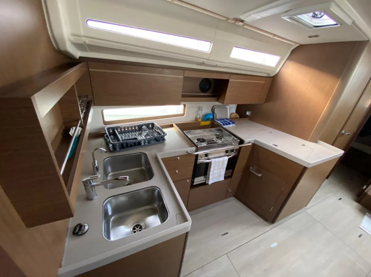 Oceanis 40.1 Five B — foto dello yacht n. 11