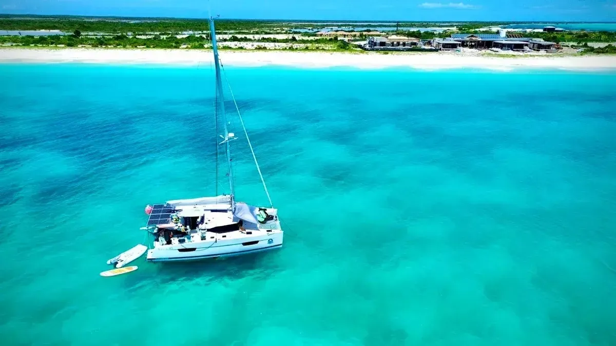 Lucia 40 Aqua Panda — foto dello yacht n. 9
