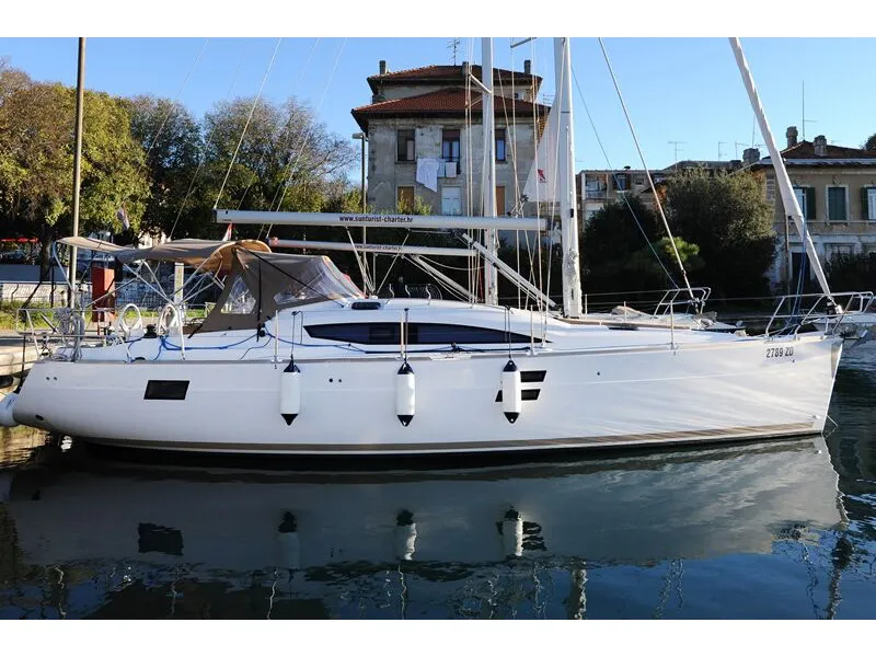 Elan Impression 40 Vili - new sails 2021. — jachtfoto 1