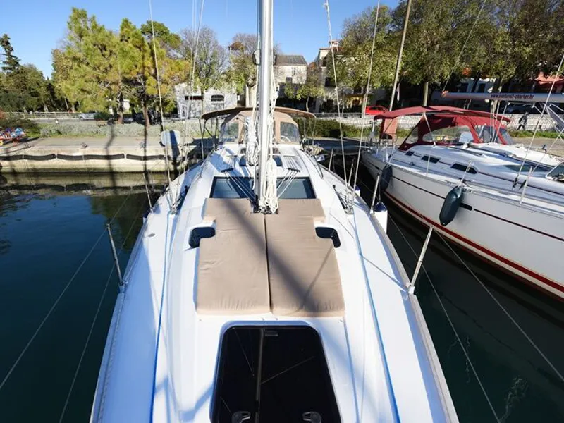 Elan Impression 40 Vili - new sails 2021.的游艇照片 9