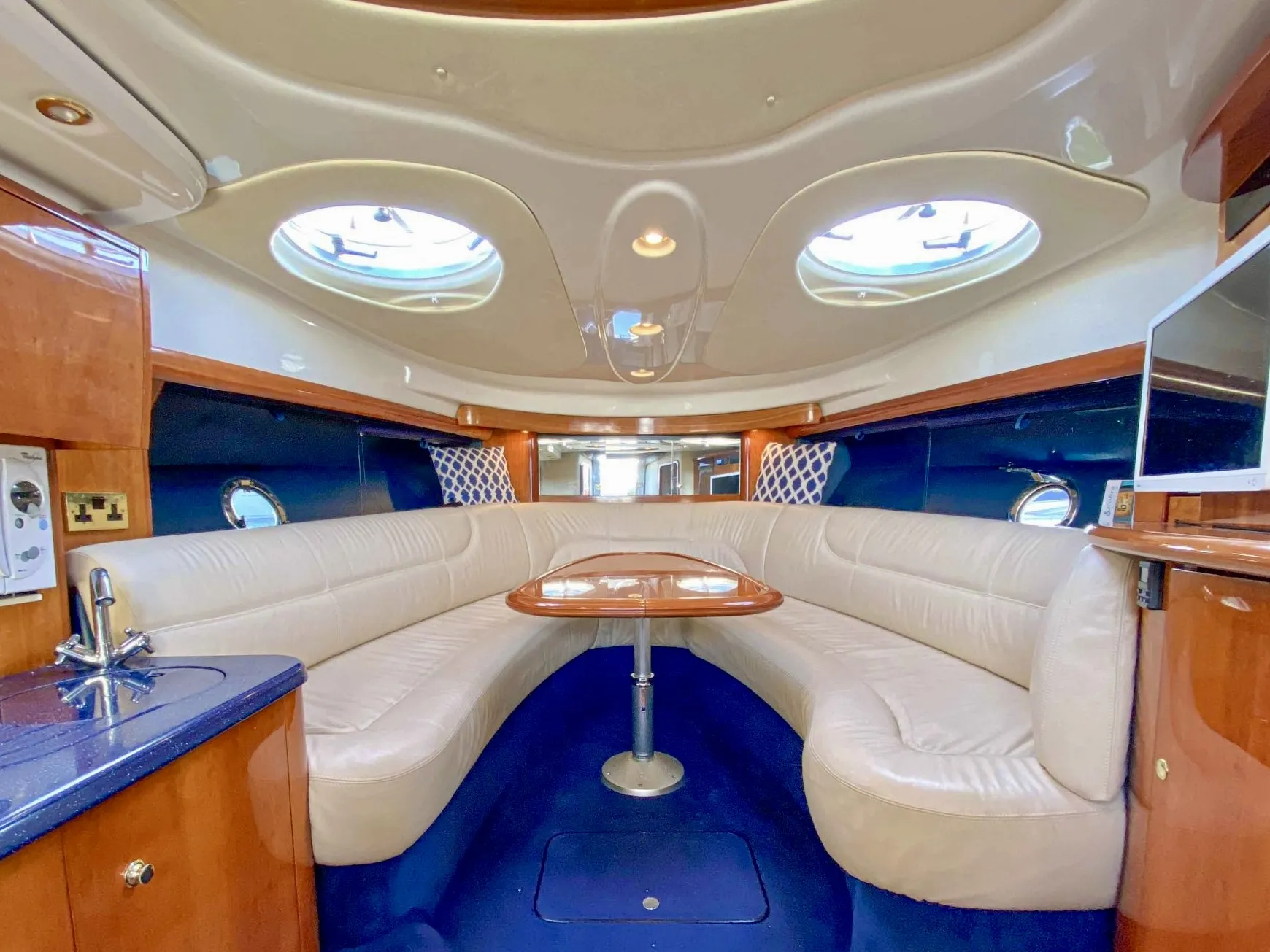 Cranchi Endurance 41 Sparkling Boat — fotografia jachty 12