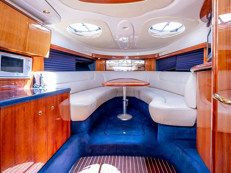 Cranchi Endurance 41 Sparkling Boat — fotografia jachty 4