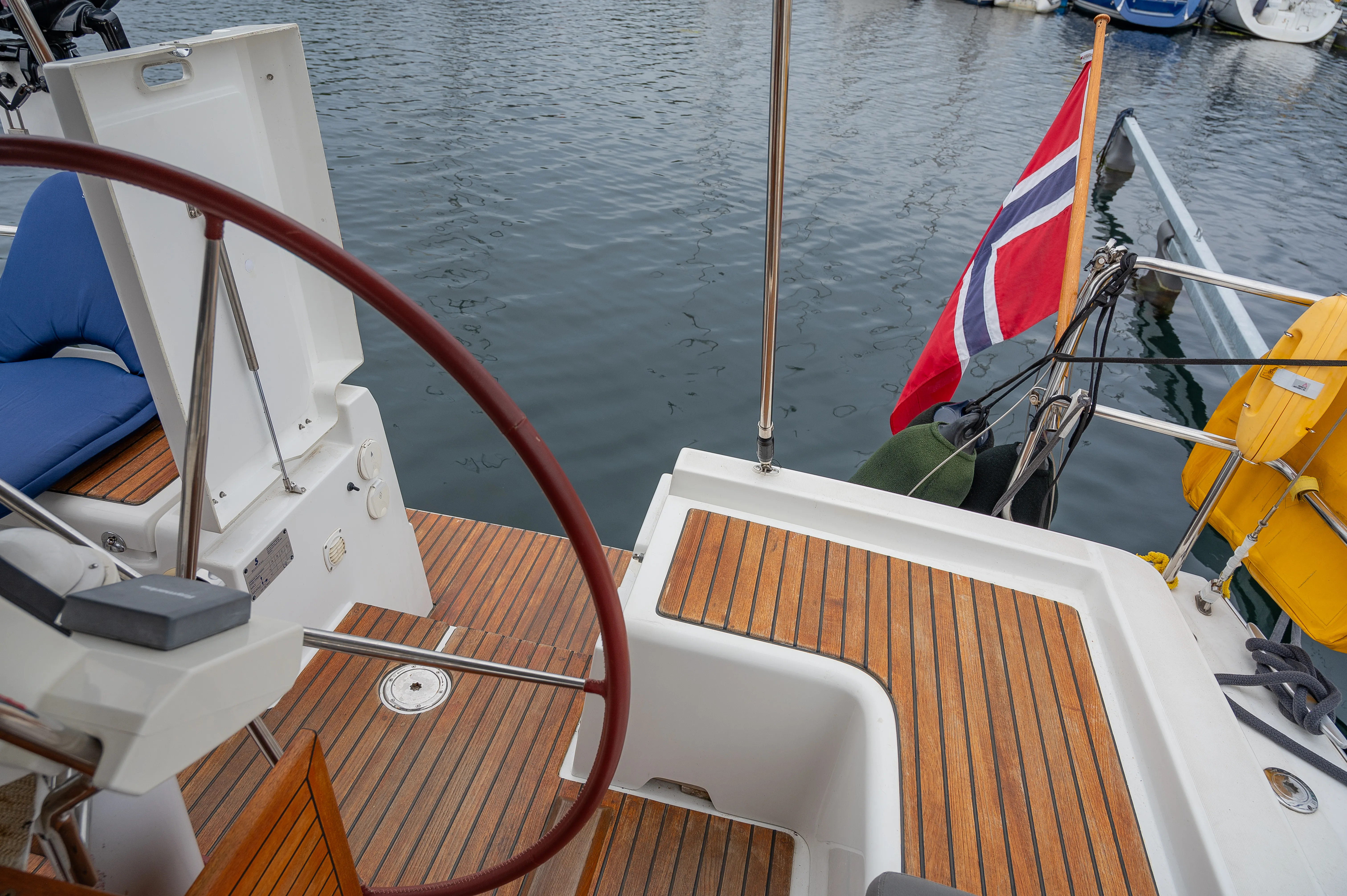 Oceanis 37 Serenade — yacht photo 20
