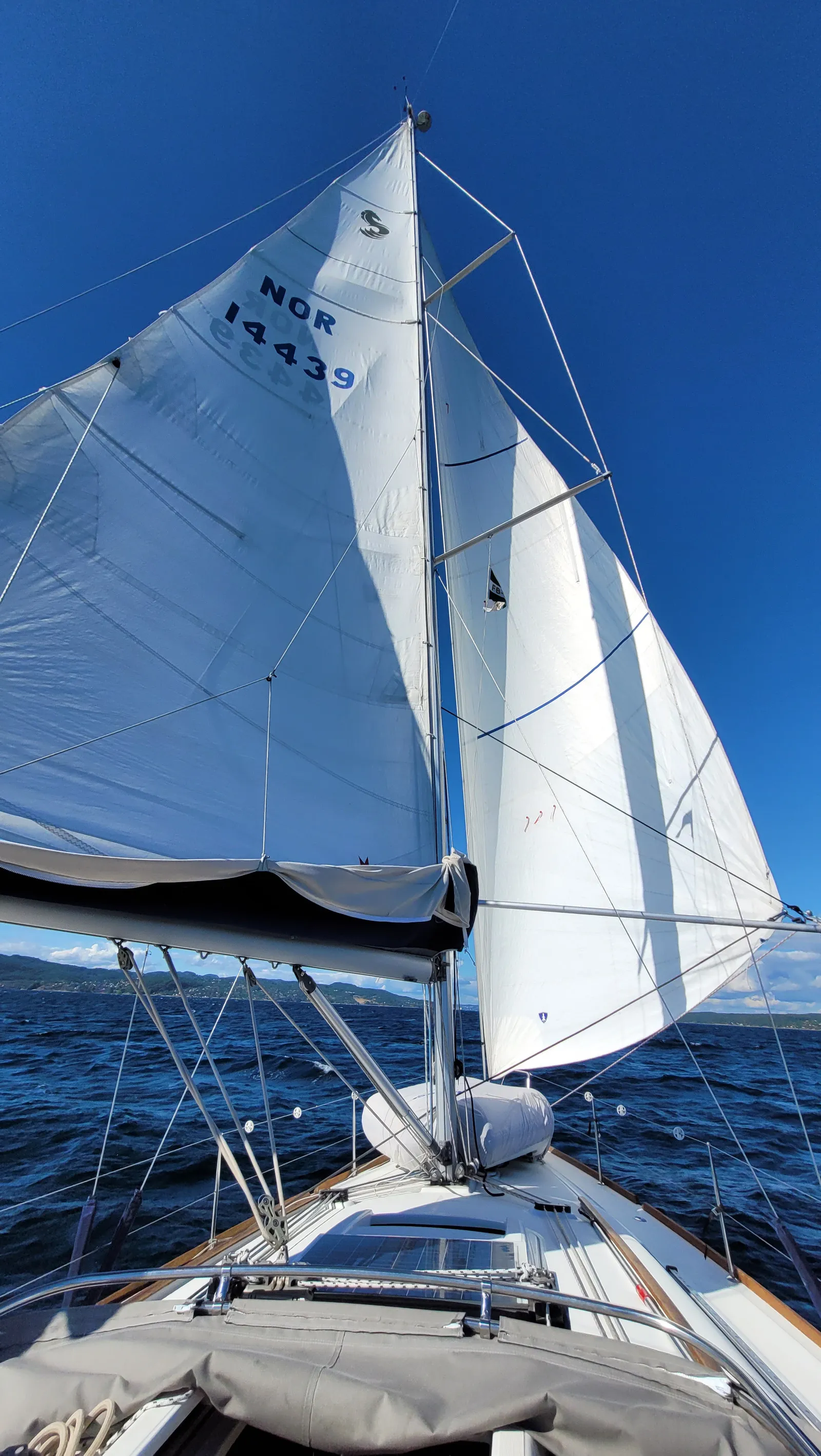Oceanis 37 Serenade — yacht photo 21