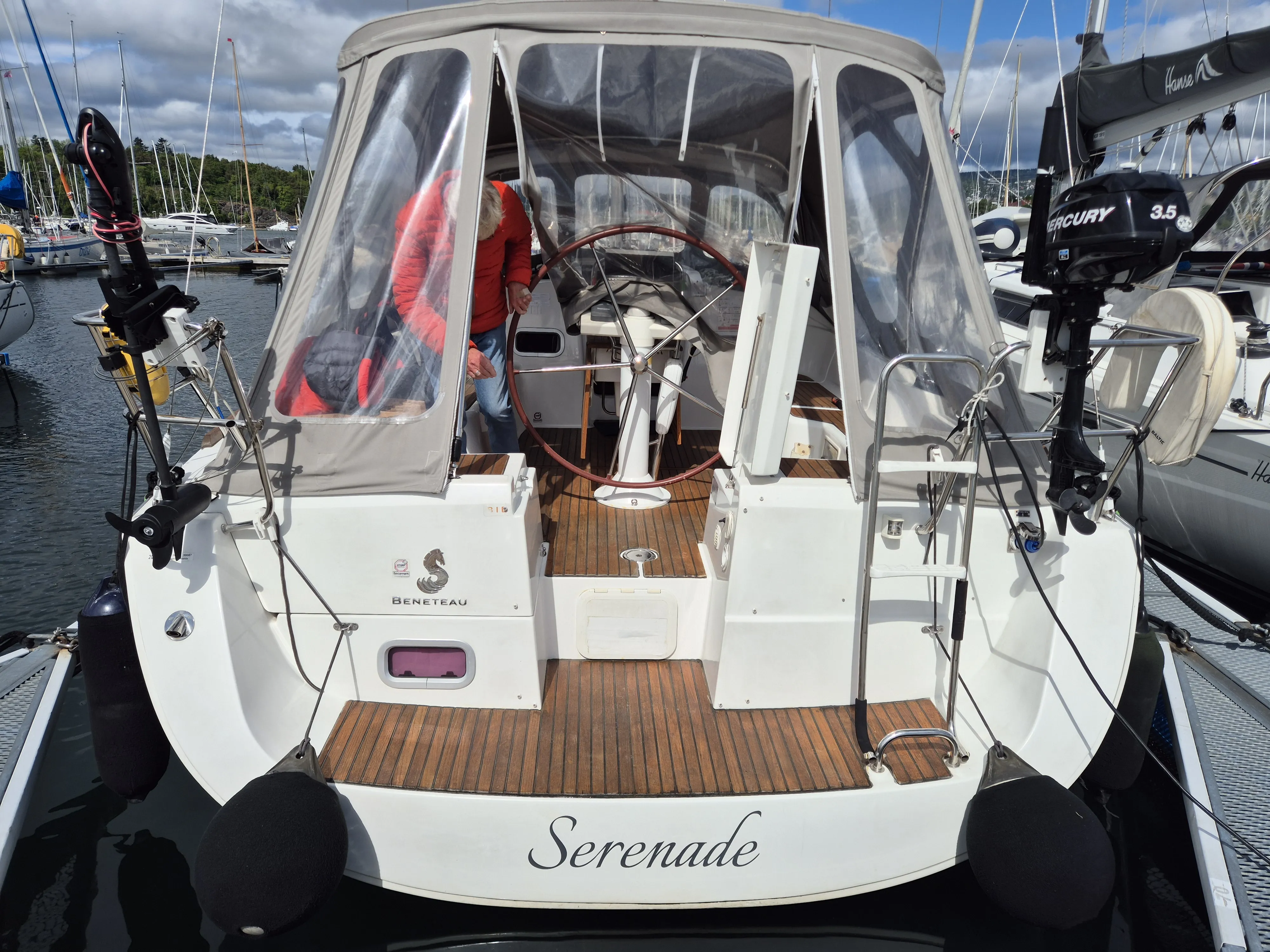 Oceanis 37 Serenade — yacht photo 10