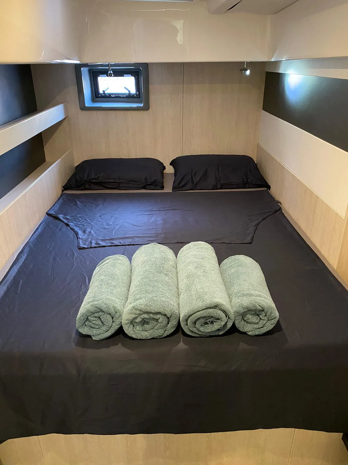 Leopard 51 PC Premium + — foto dello yacht n. 8